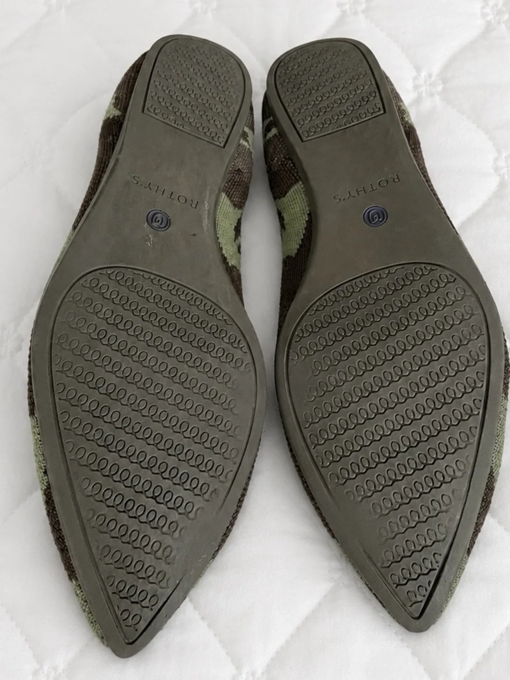 Rothys Womens Shoes Sz 8.5 The Point Flats Olive Green Camo Pointed Toe Slip On